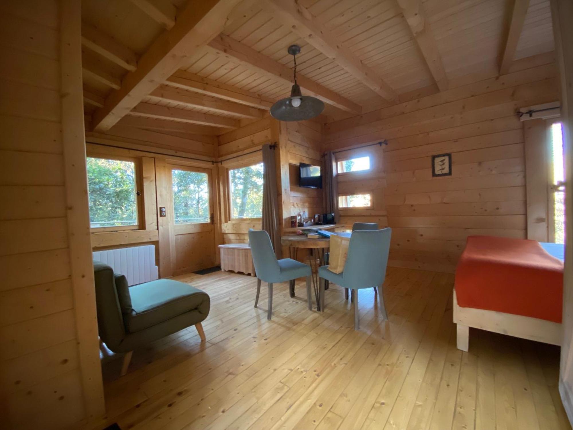 Les Cabanes Dans Les Bois Logis Hotel Villedubert Luaran gambar