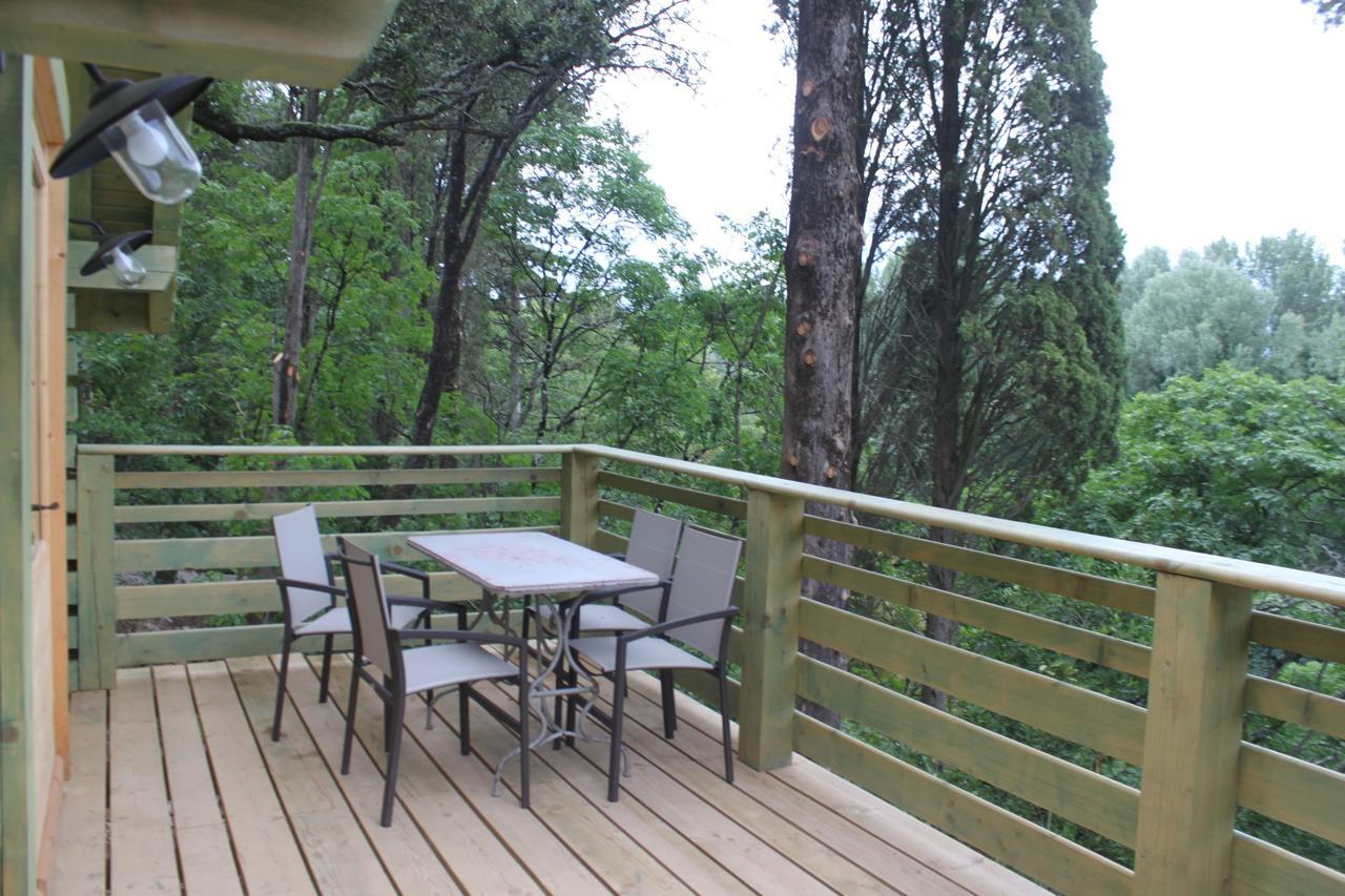 Les Cabanes Dans Les Bois Logis Hotel Villedubert Luaran gambar