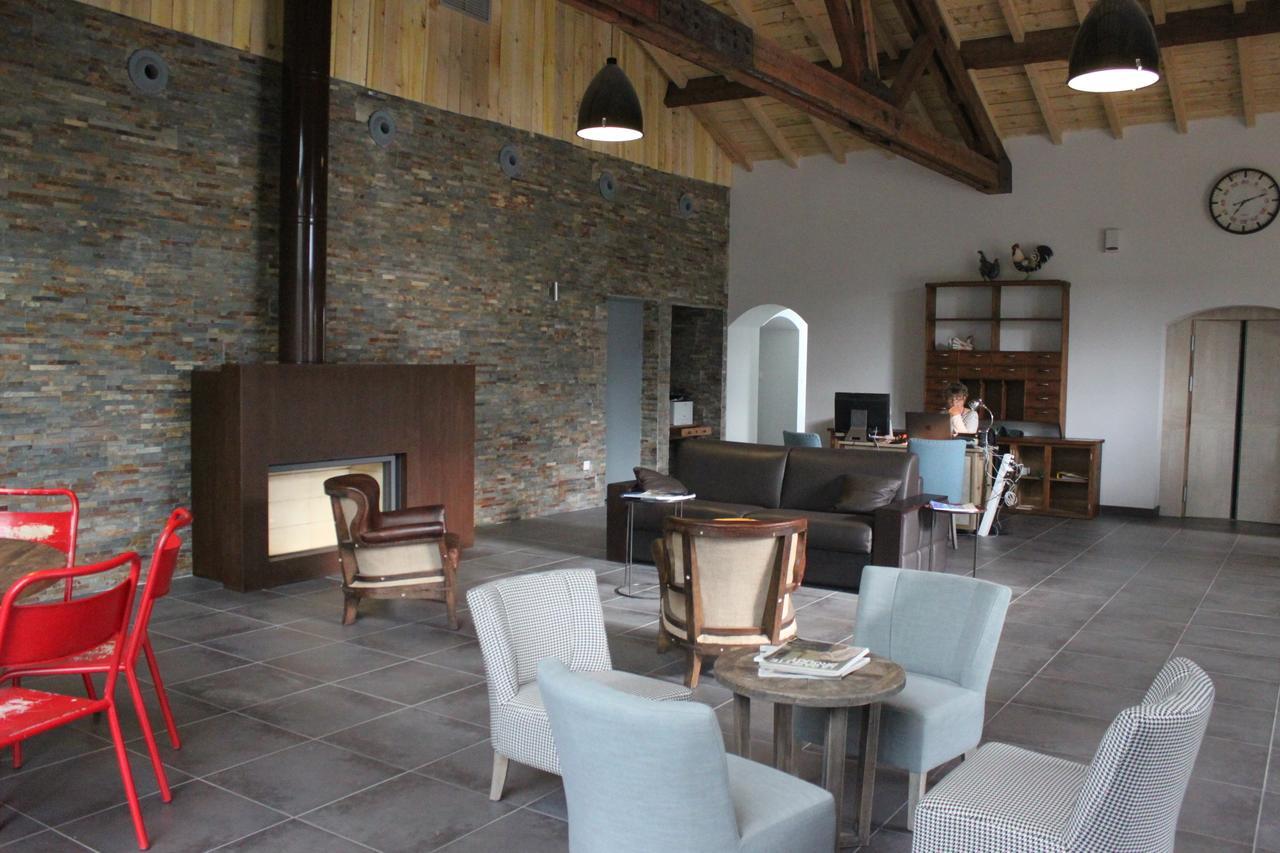 Les Cabanes Dans Les Bois Logis Hotel Villedubert Luaran gambar